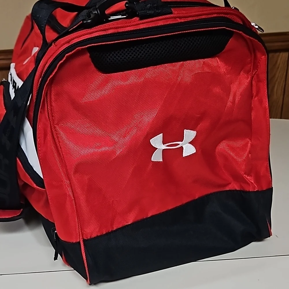 Under Armour Red Men's Large Workout Bag